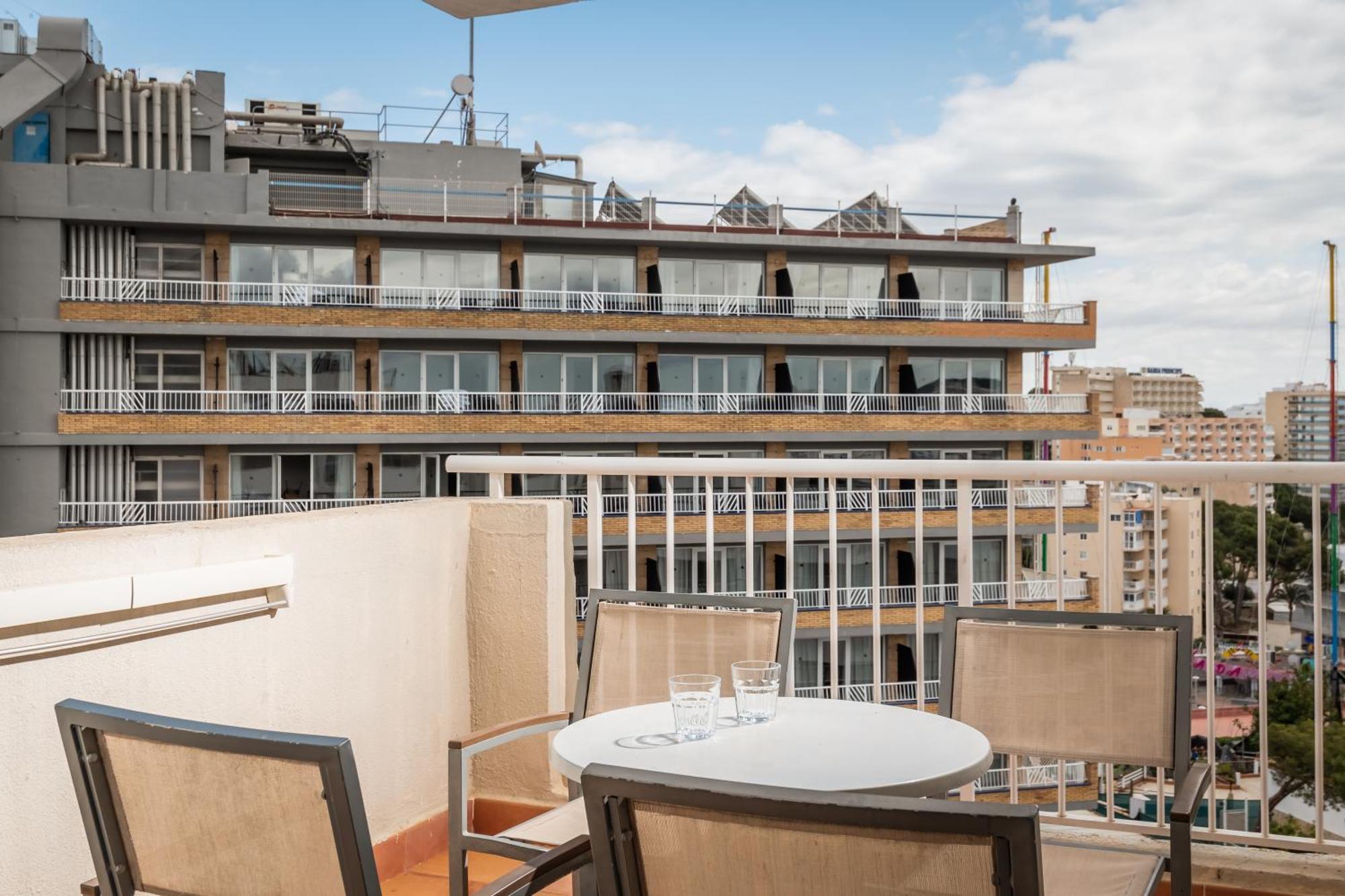 Apartamentos Vistasol Magaluf  Esterno foto