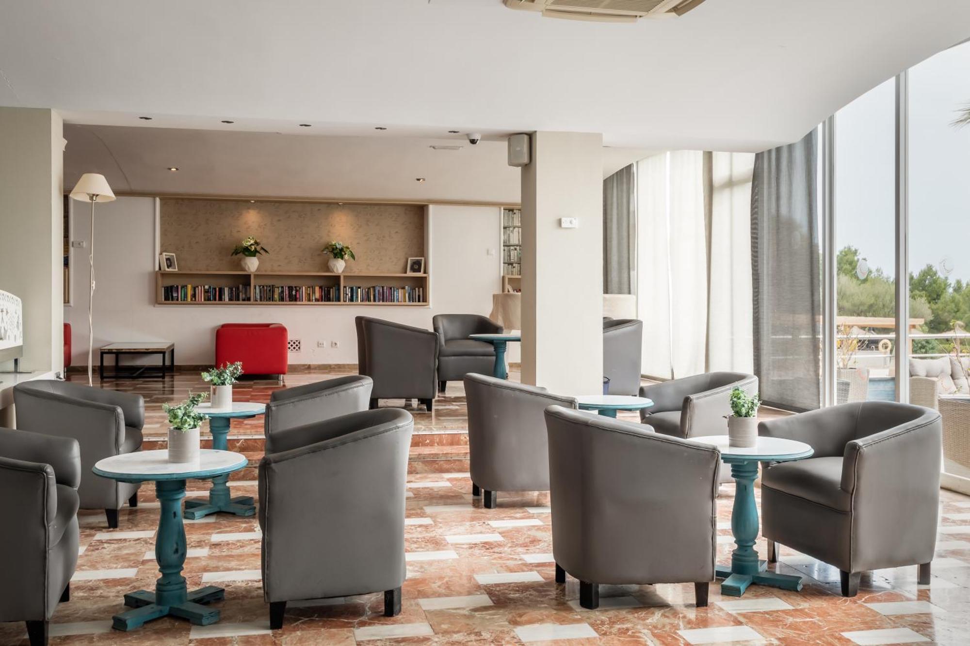 Apartamentos Vistasol Magaluf  Esterno foto